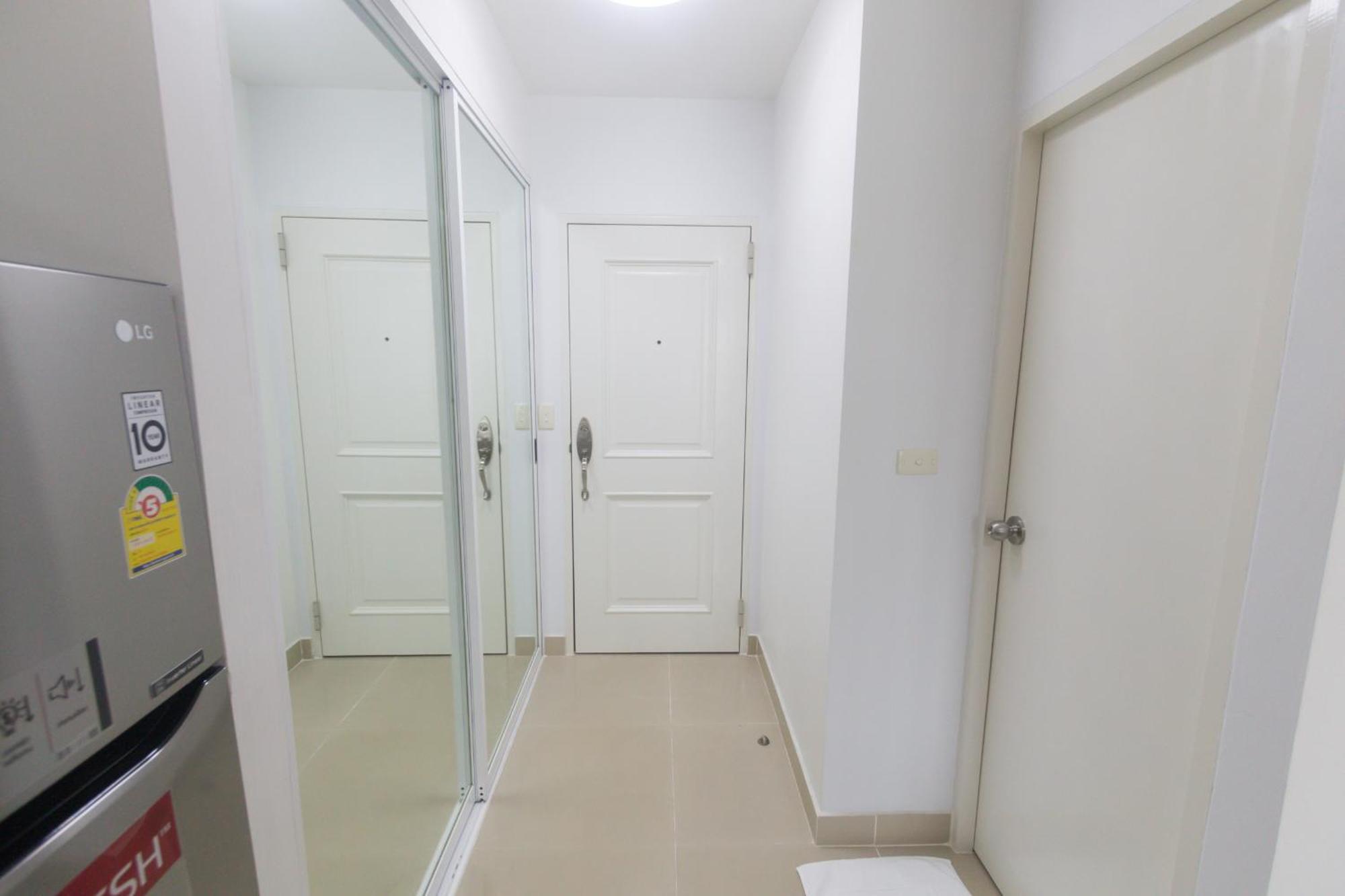 I -house Laguna Garden Rca - Behind Sukhumvit-outer Cbd Appartement Bangkok